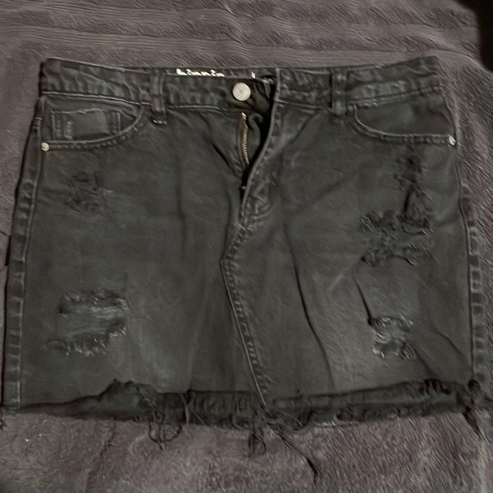 Hippie laundry mini skirt. Size 9. Black denim mini skirt.